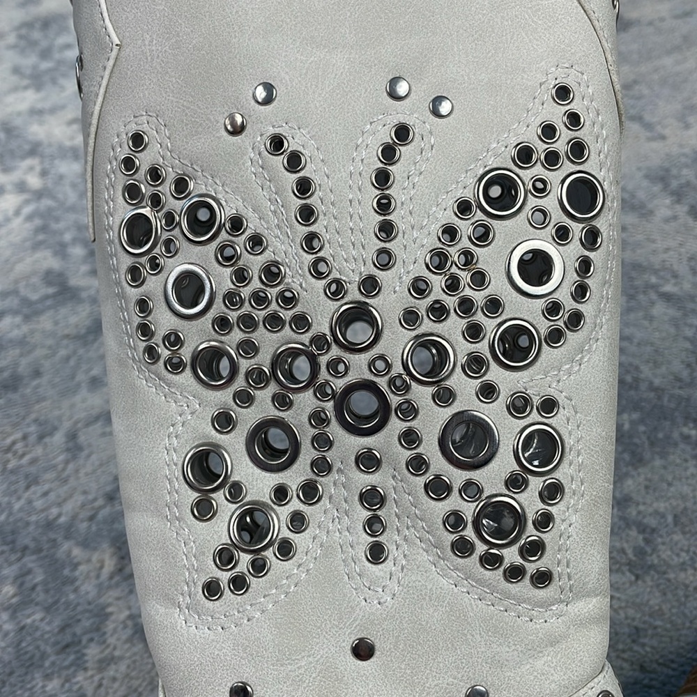 New Dolls Kill Current Mood White Studded Butterfly Cowboy Boots Festival Sz 6 - Picture 11 of 13